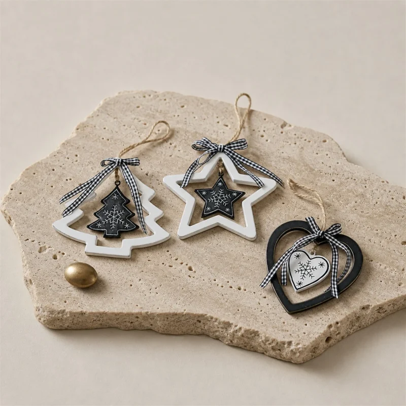 Set Albero stella e cuore in legno con decoro in metallo h 20 cm
