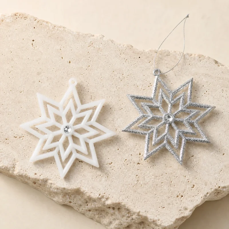 Hollow star h 12 cm 2 assortimenti bianco argento