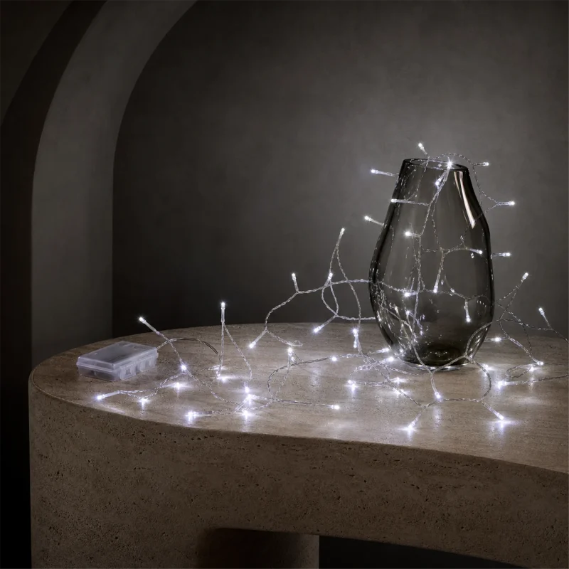 Chain 180 LED Ice White - light games with timer (6h ON/18h OFF) - L 9 m - transparent wire - battery operated - outdoor use